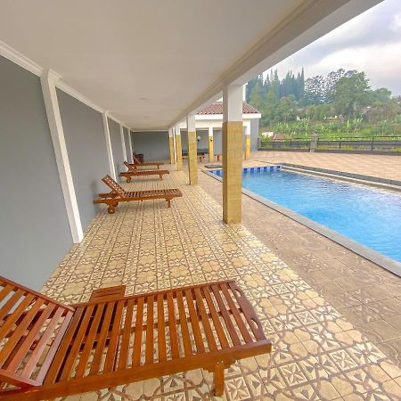 Villa Andalus 3 Puncak Kültér fotó