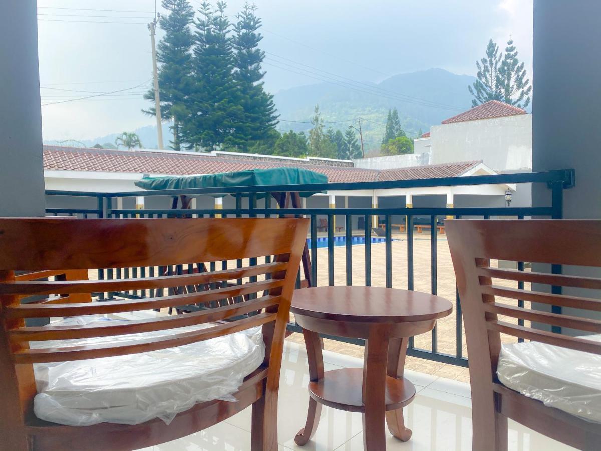 Villa Andalus 3 Puncak Kültér fotó